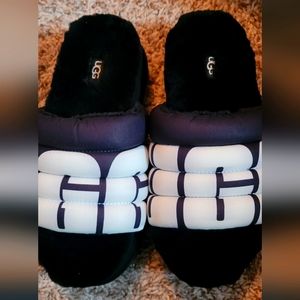 Brand new platform ugg slides nwot